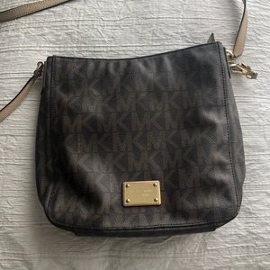 Michael Kors Jet Set Crossbody Purse